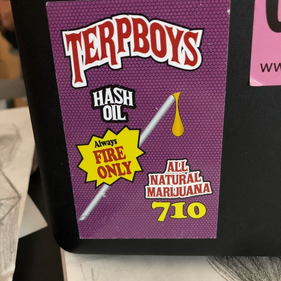 Meet your Posher, Dylan - Picture 1 of 1